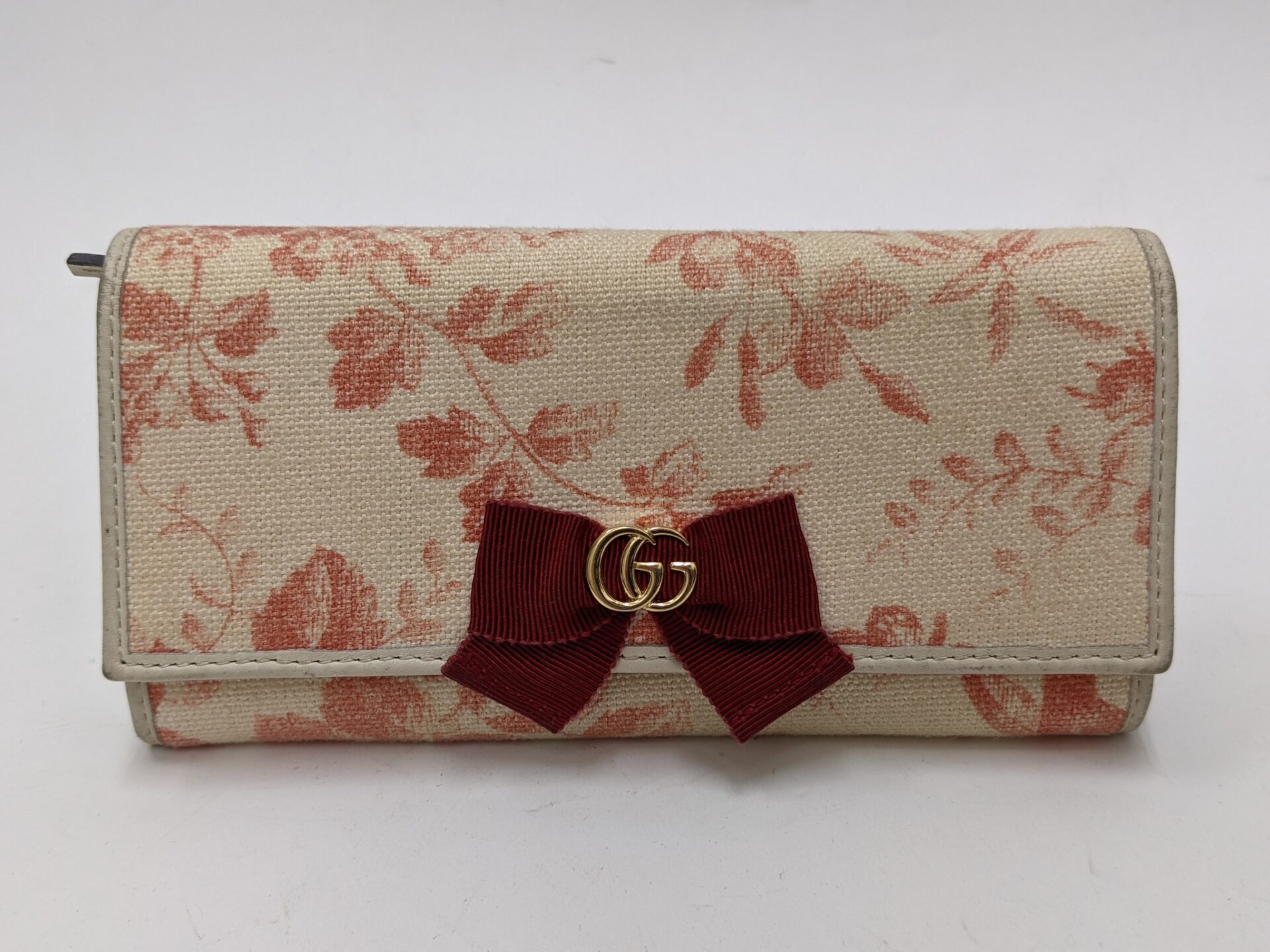 GucciGucci