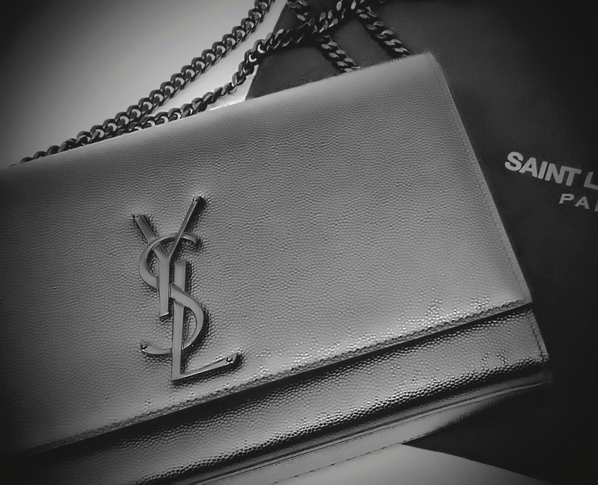 YVES SAINT LAURENTYVES SAINT LAURENT