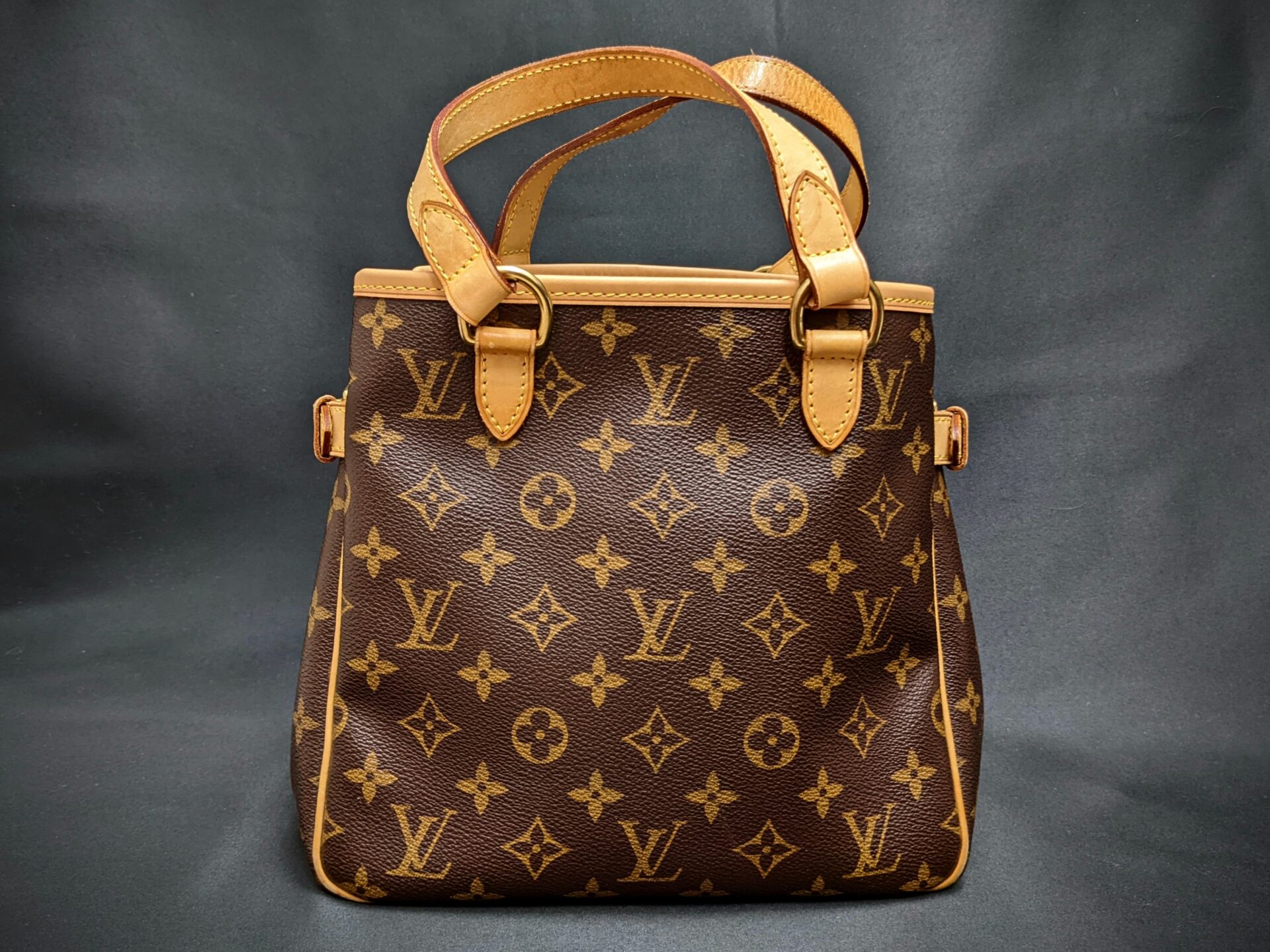 LOUISVUITTONLOUISVUITTON