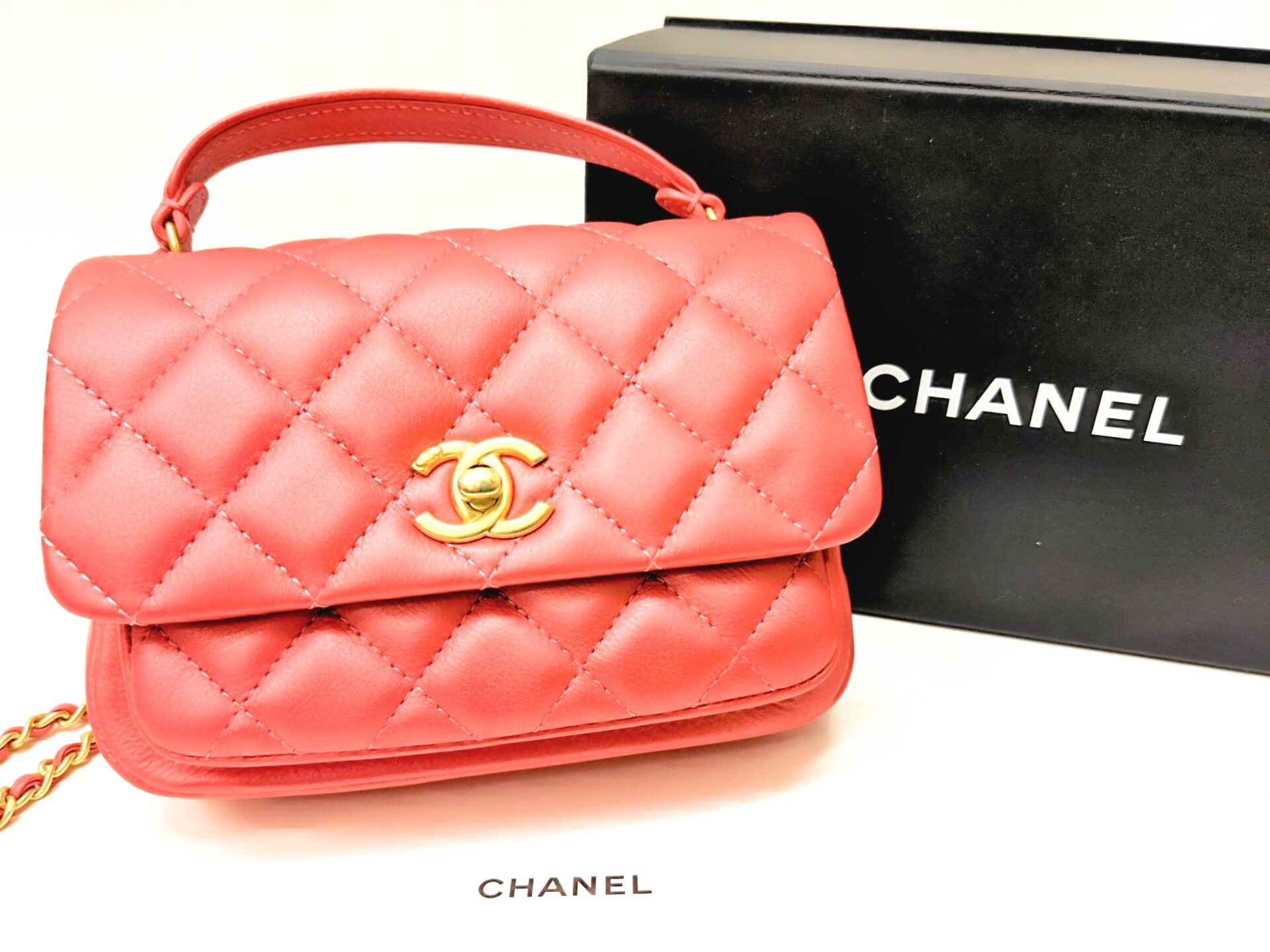 CHANELCHANEL