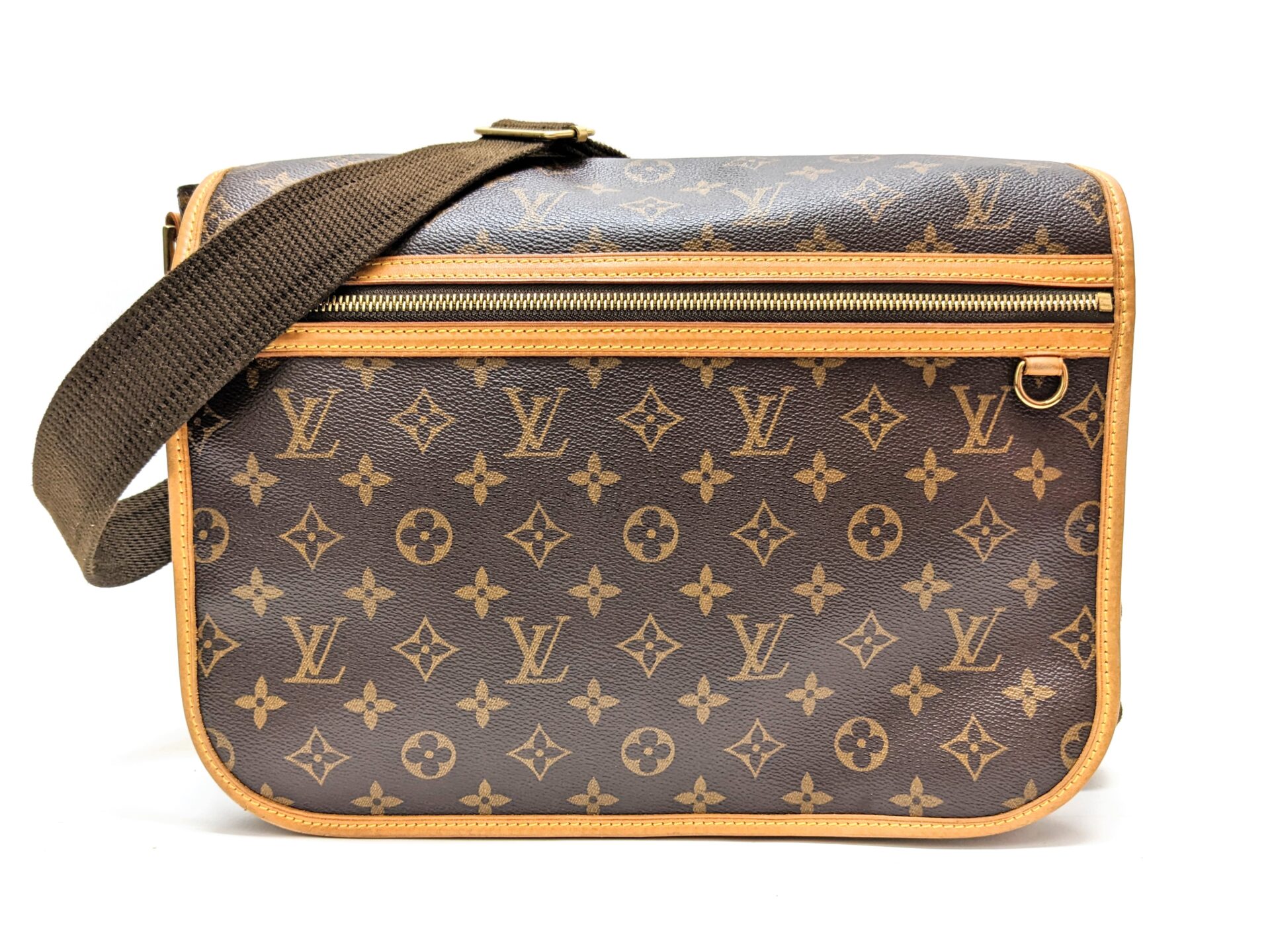 LOUISVUITTONLOUISVUITTON