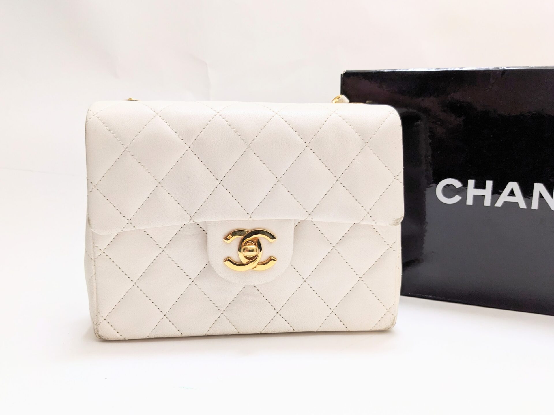 CHANEL